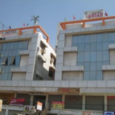 Hotel Angan Residency Ahmadabad Zewnętrze zdjęcie