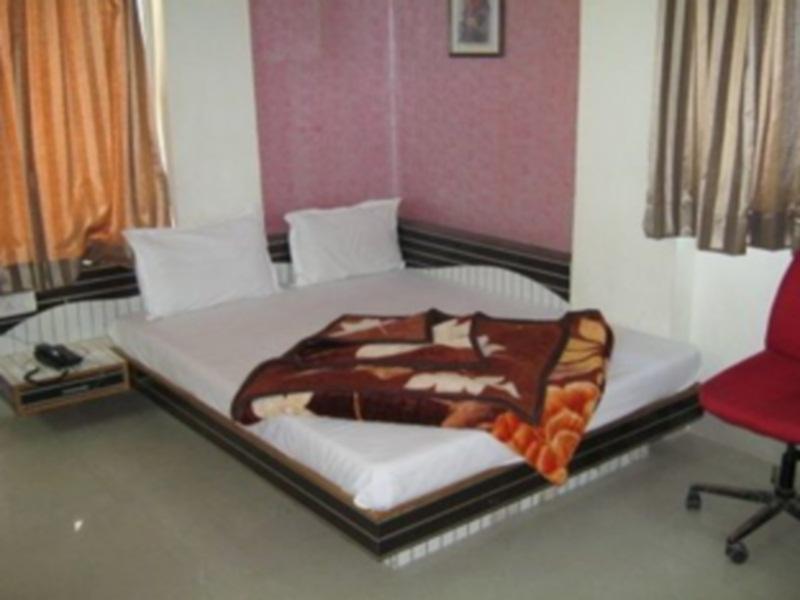 Hotel Angan Residency Ahmadabad Zewnętrze zdjęcie